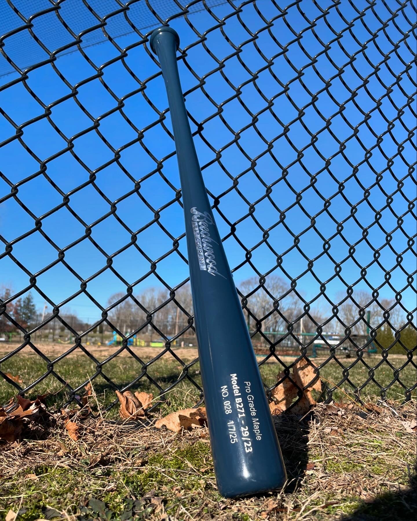 Ready To Ship - 29in 23oz - Youth Maple